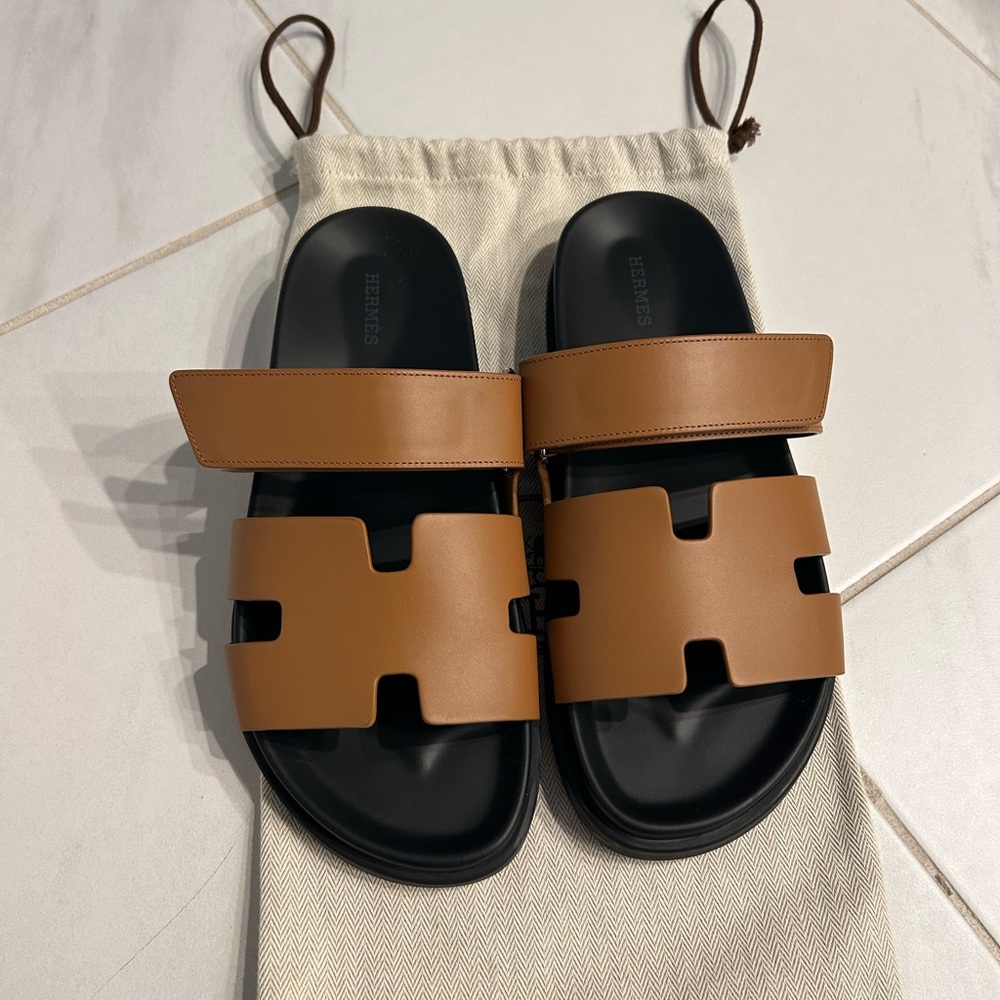 Hermes Chypre Sandal, Gold, Size 41